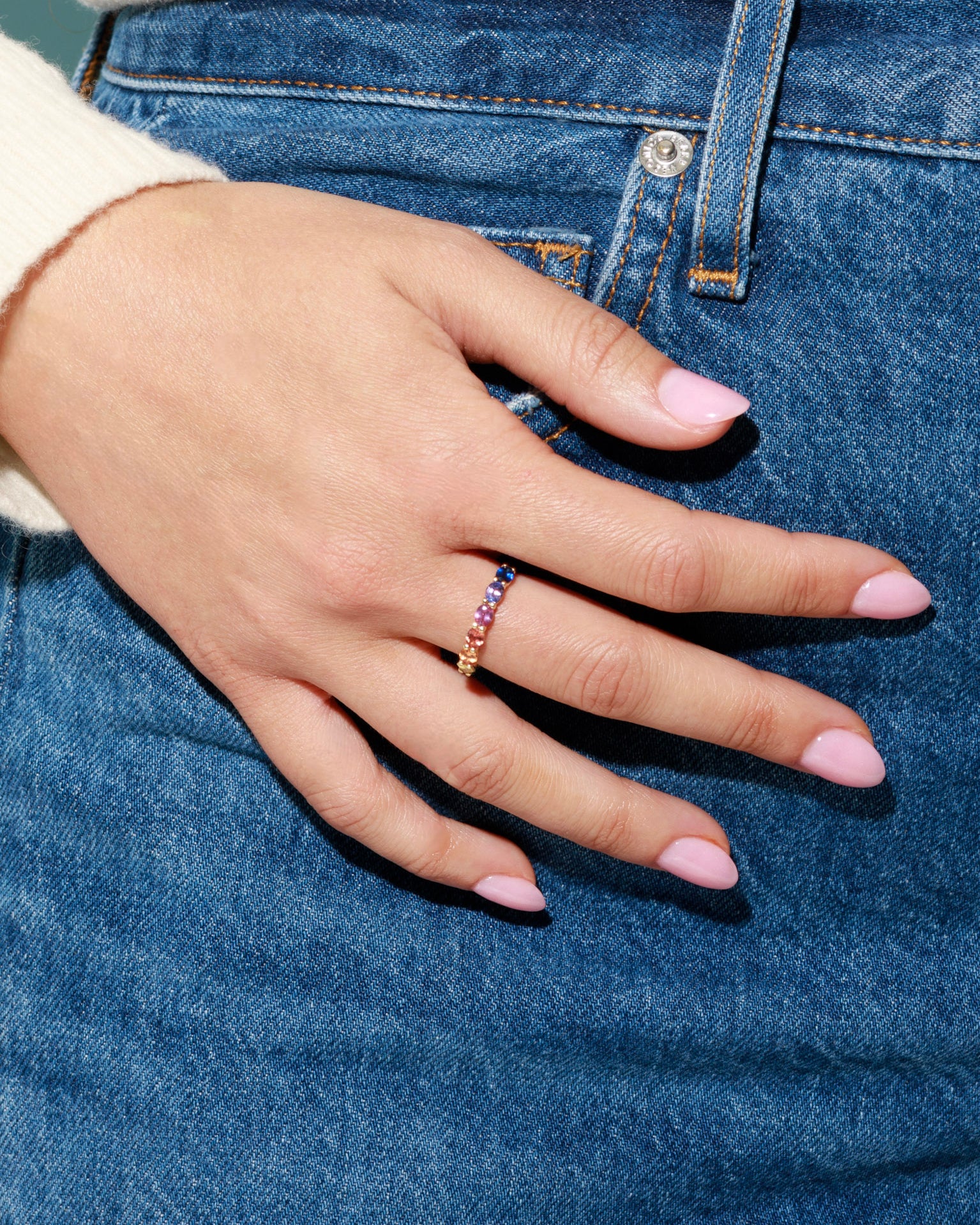 4×3 Oval Rainbow Sapphire Half Band